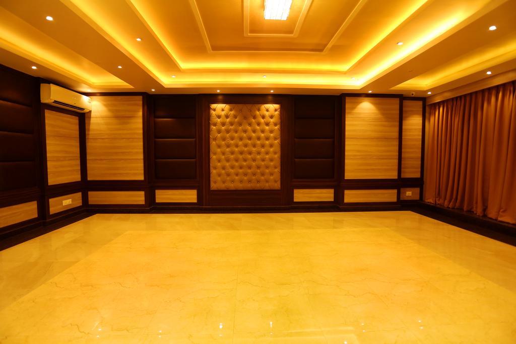 Awesome Palace Guwahati Exterior foto