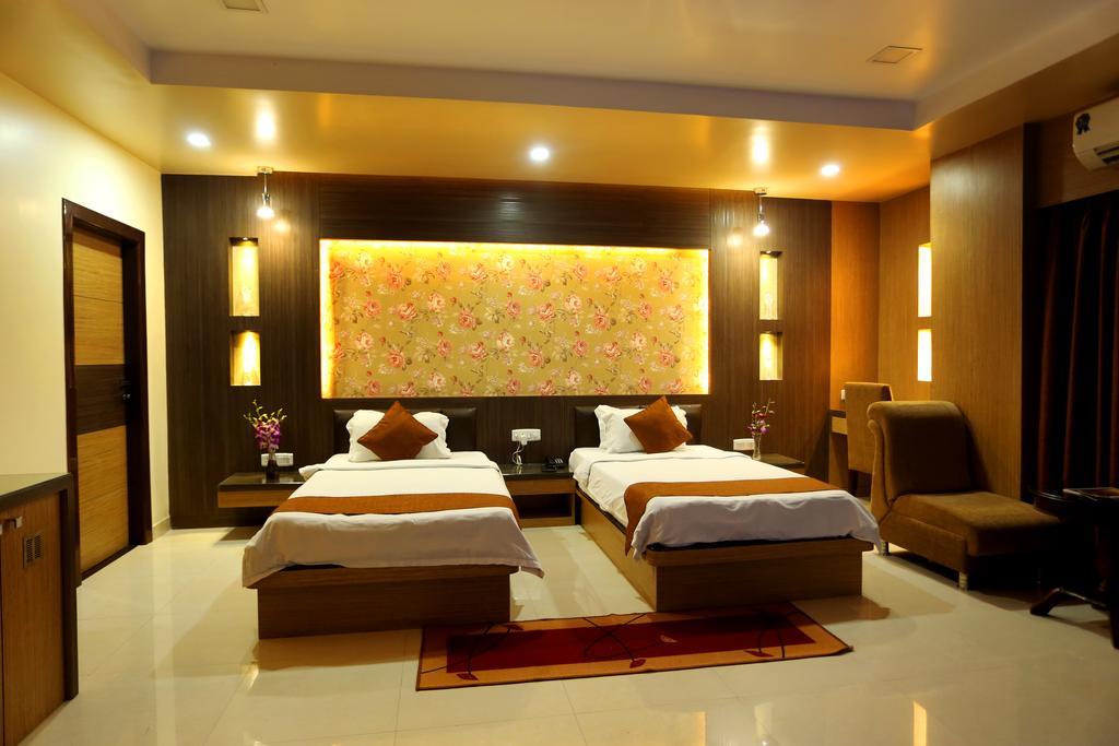 Awesome Palace Guwahati Exterior foto