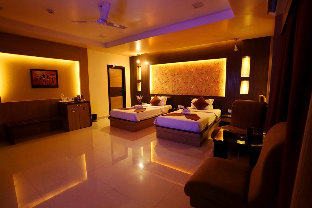 Awesome Palace Guwahati Exterior foto